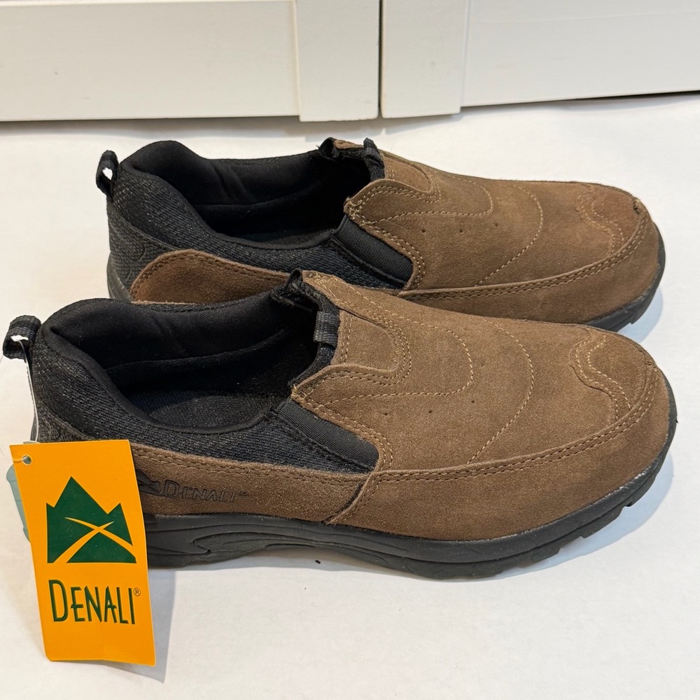 Denali Women's Suede Slip On‎ Outdoor Trail Hiking Shoes Size 7.5 New With Tags